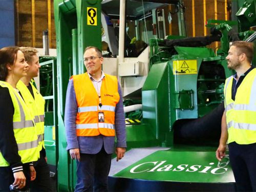 Puolustusteollisuuden tapahtuma osuu oikeaan hetkeen Puolustusteollisuuden tapahtuma osuu oikeaan hetkeen